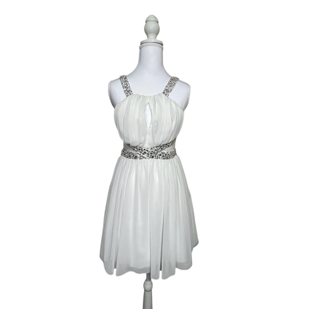 City Triangles White Dress with Silver Details